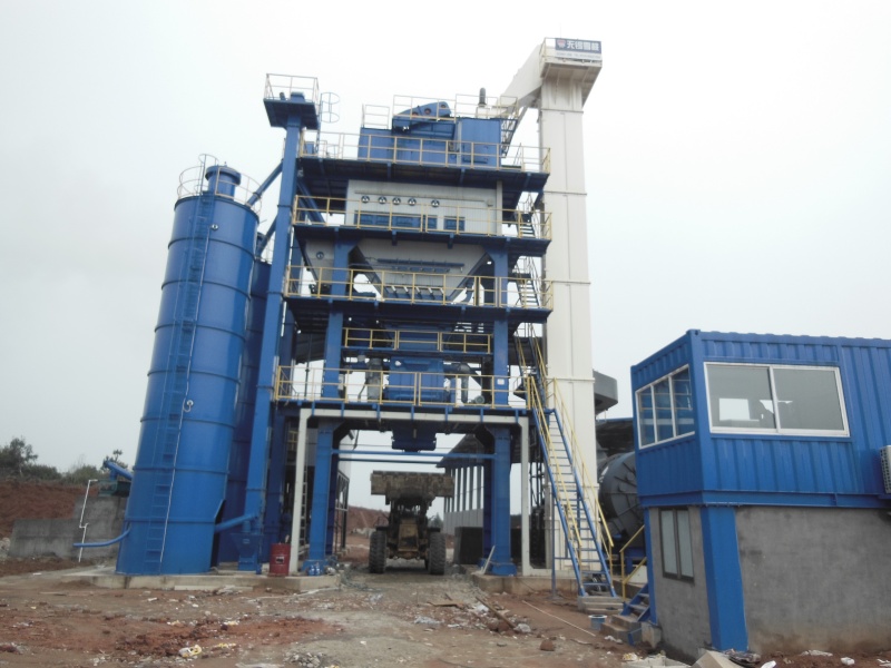 AMP3000 (+)-C aszfaltkeverő üzem 260T/pH